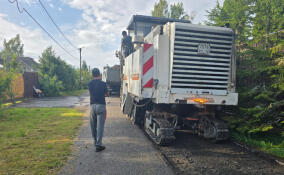 В двух деревнях Юкковского поселения приступили к ремонту дорог