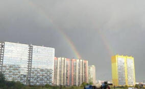 Жители Мурино увидели двойную радугу
