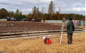 В Лупполово обустраивают основание будущего досугового центра