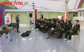 Школьники Всеволожского района освоили военные дисциплины