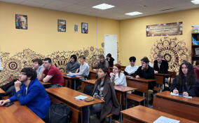 Во Всеволожском агропромышленном техникуме отпраздновали Всемирный день доброты