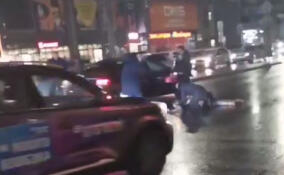 Легковушка сбила девушку в Мурино