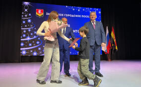 Семьям из Кудрово и Янино-1 выдали земельные участки