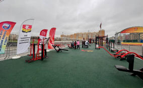 В Янино-1 открыли новую спортивную площадку