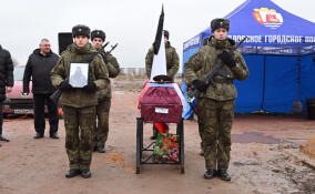 В Свердловском поселении простились с погибшим участником СВО