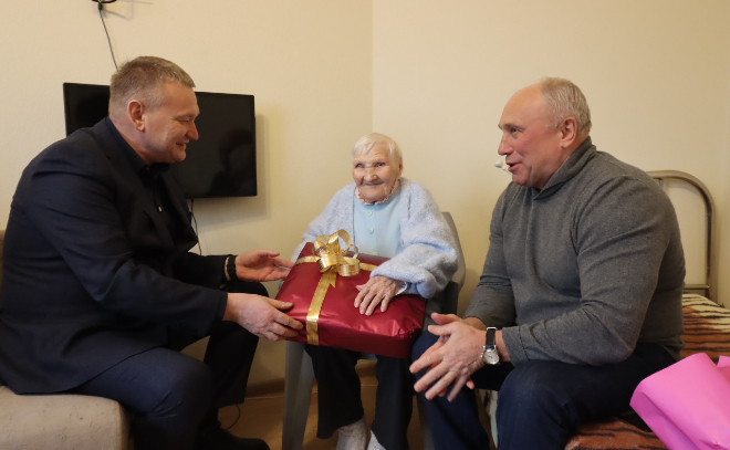 Ветерану войны из Кудрово Капиталине Киселевой исполнилось 103 года