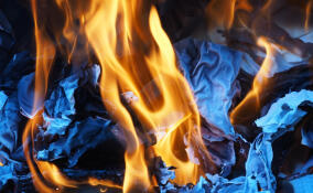 В Лесколовском поселении вспыхнула баня