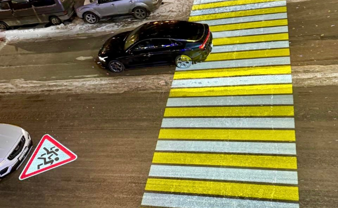 В Кудрово протестируют дорожную проекционную подсветку