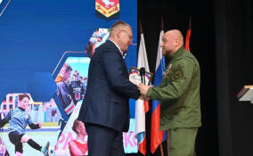 «Боевое братство» вручило благодарность главе Заневского поселения