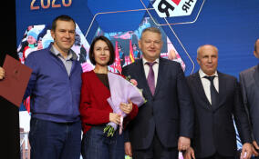 Многодетным семьям из Заневского поселения выдали четыре земельных участка