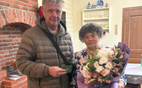 Жительницу Лупполово поздравили с 90-летием